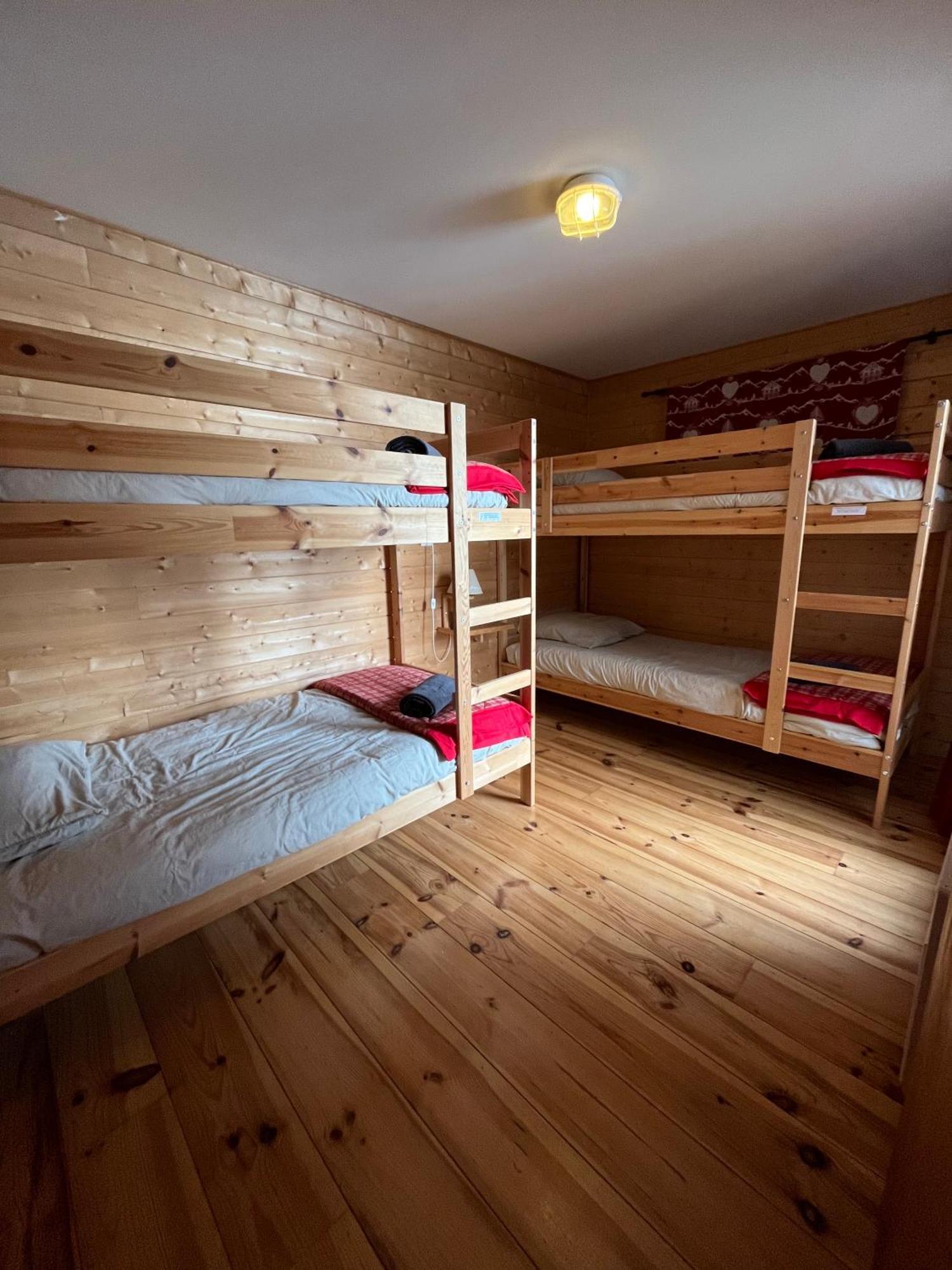 Chalet Des Myrtilles - Chalet Cosy Avec Vue Arette Eksteriør billede